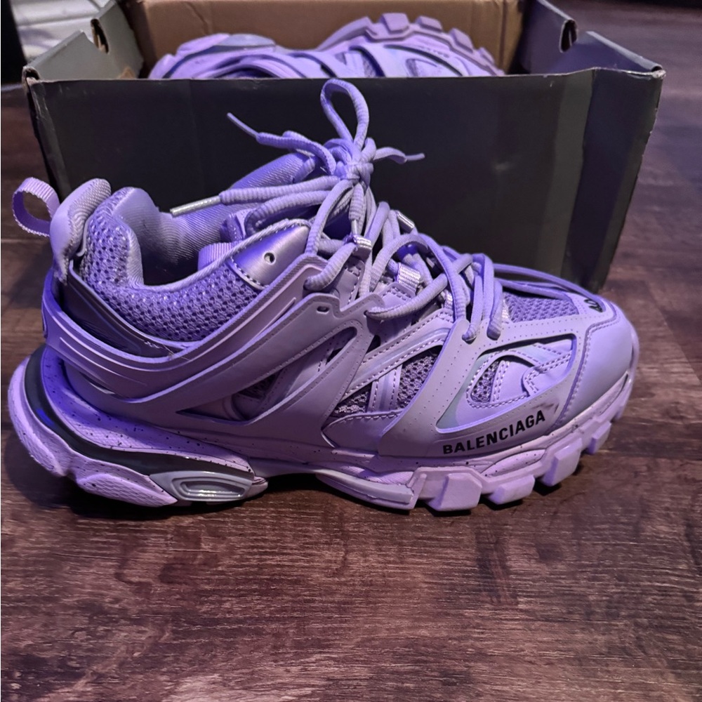 Balenciaga Women Track Sneakers - Picture 8 of 8